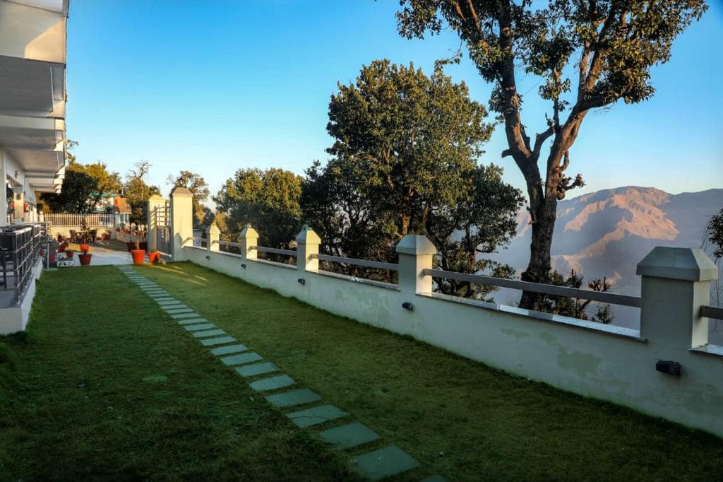 WhatsApp Image 2024-04-26 at 14.08.25 (1)