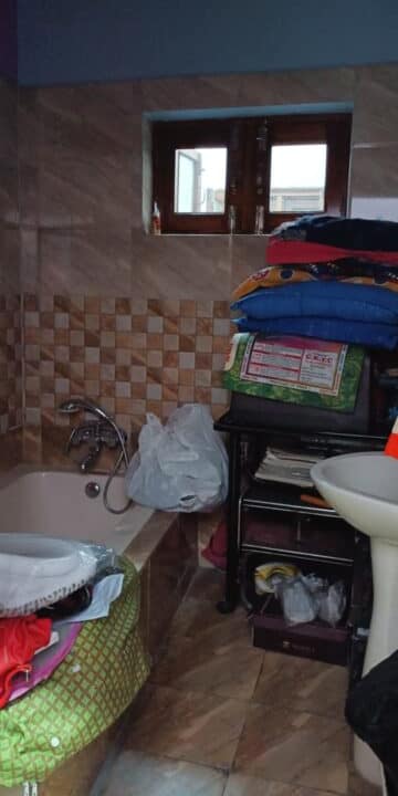 AF3BB88C-DAF0-4C69-B7DD-00EEFC3C67A6