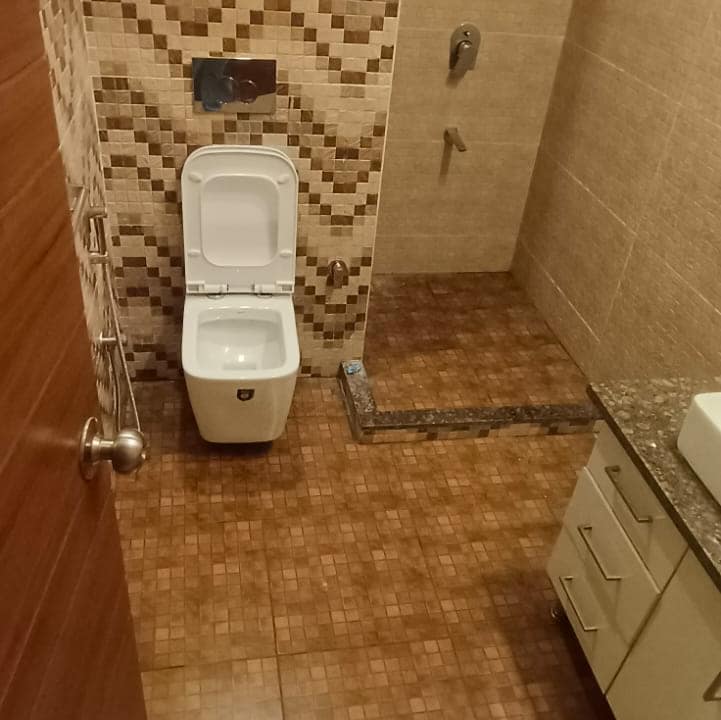 WhatsApp Image 2024-04-17 at 22.34.58